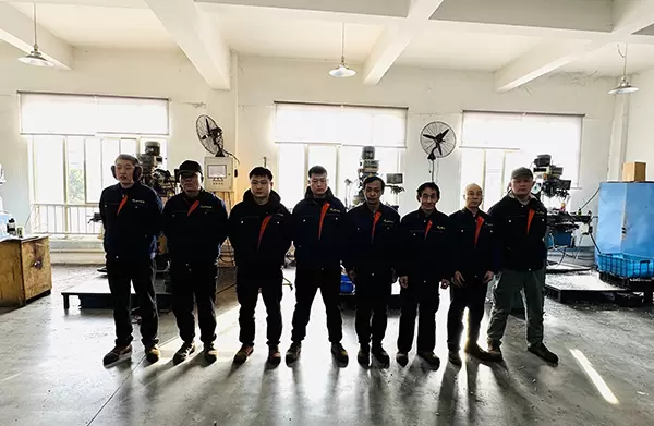 فريق التصنيع