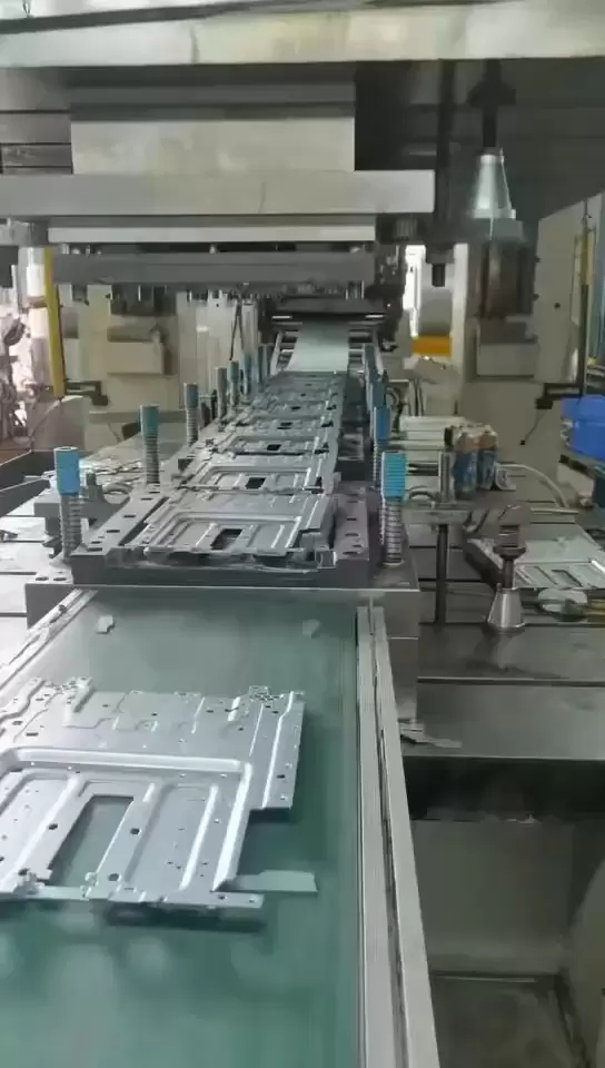 تقنية التشكيل التدريجي بالقوالب